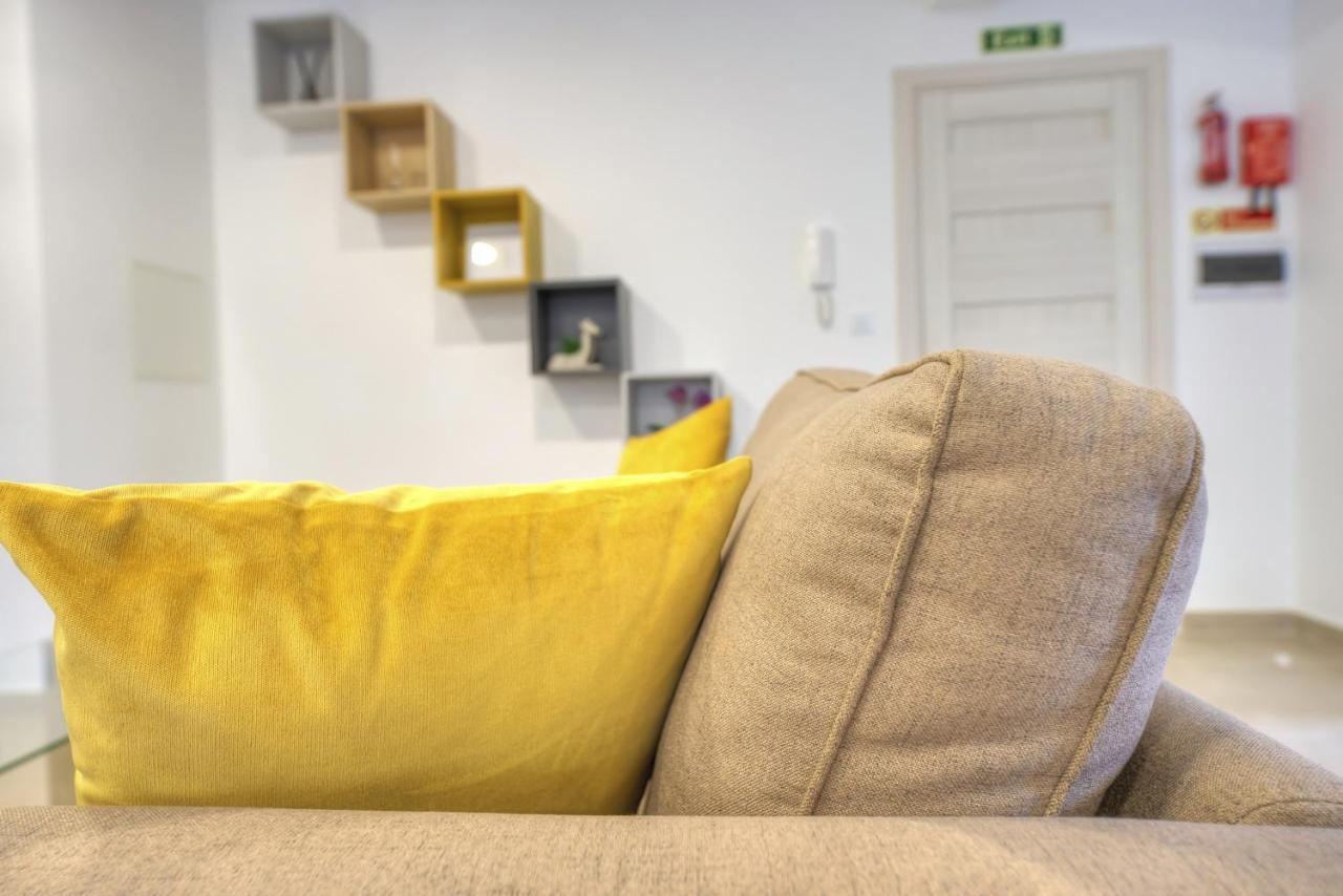 Spacious And Tastefully Furnished 2 Bedroom Apartment Ddif1-3 Gzira Εξωτερικό φωτογραφία